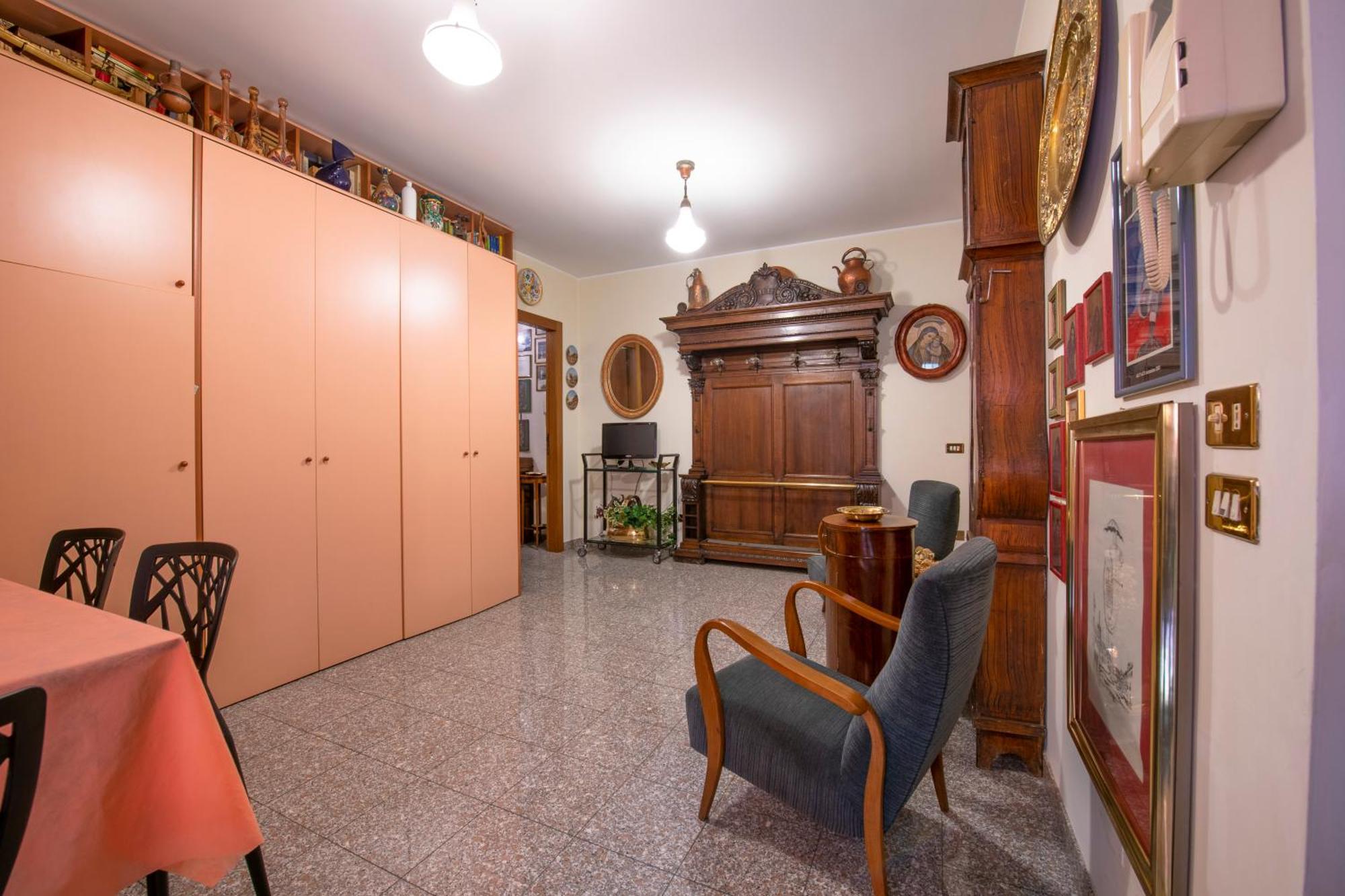 Residenza Impero Bezzecca Apartment เวโรนา ภายนอก รูปภาพ